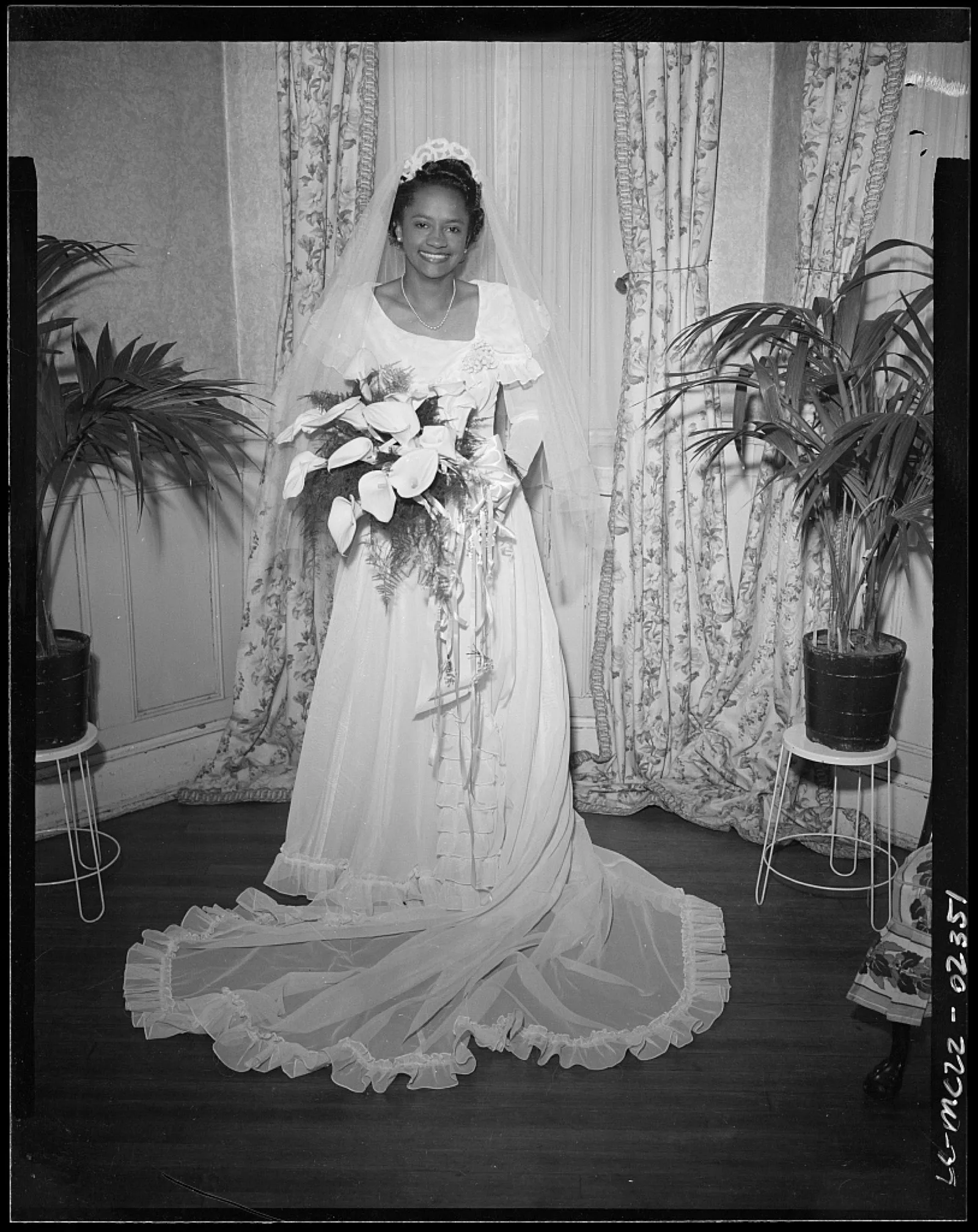 A bride and groom at a 1948 Washington wedding